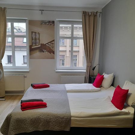 Novitas Apartments Вроцлав Екстериор снимка