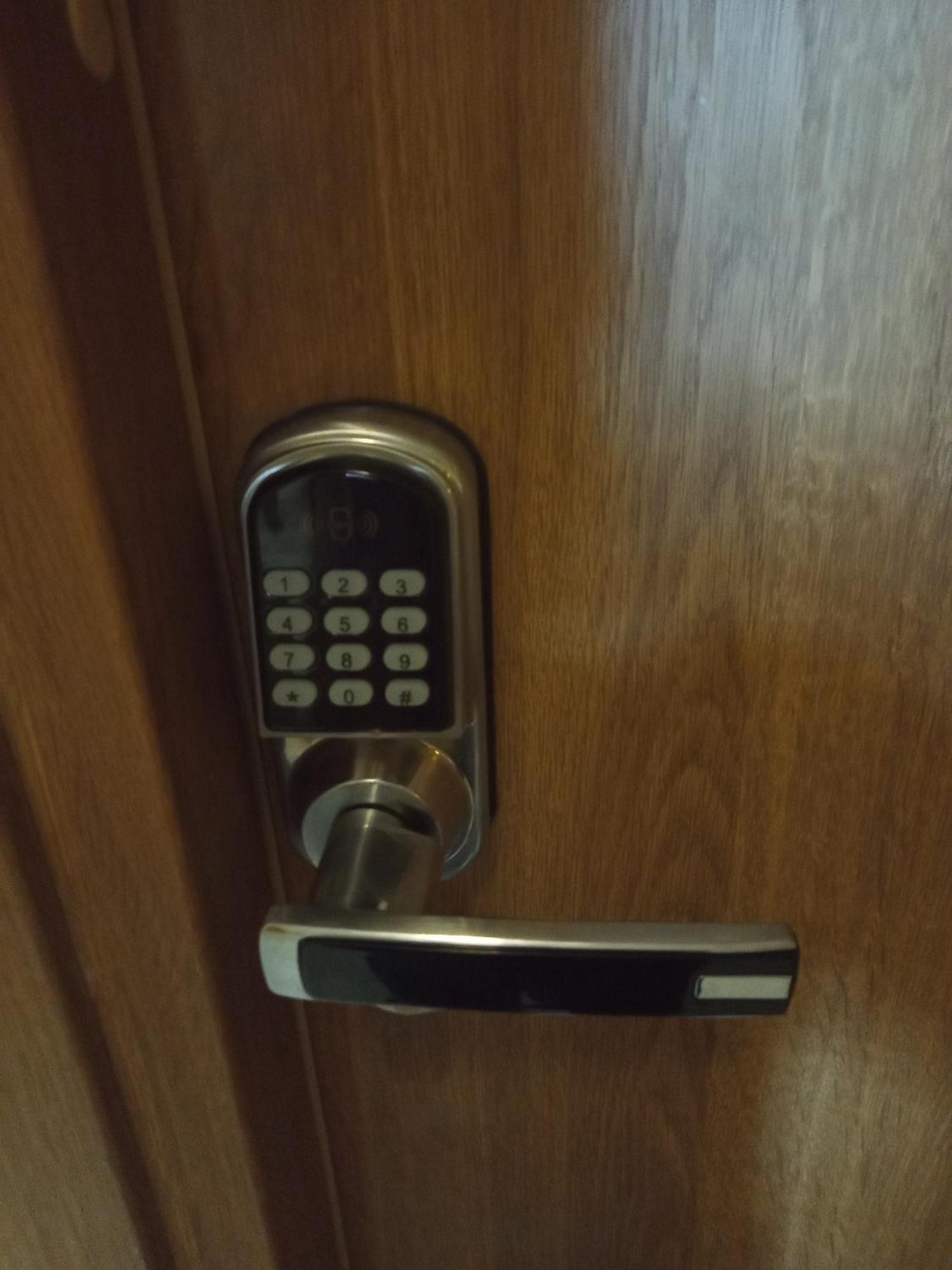 Novitas Apartments Вроцлав Екстериор снимка
