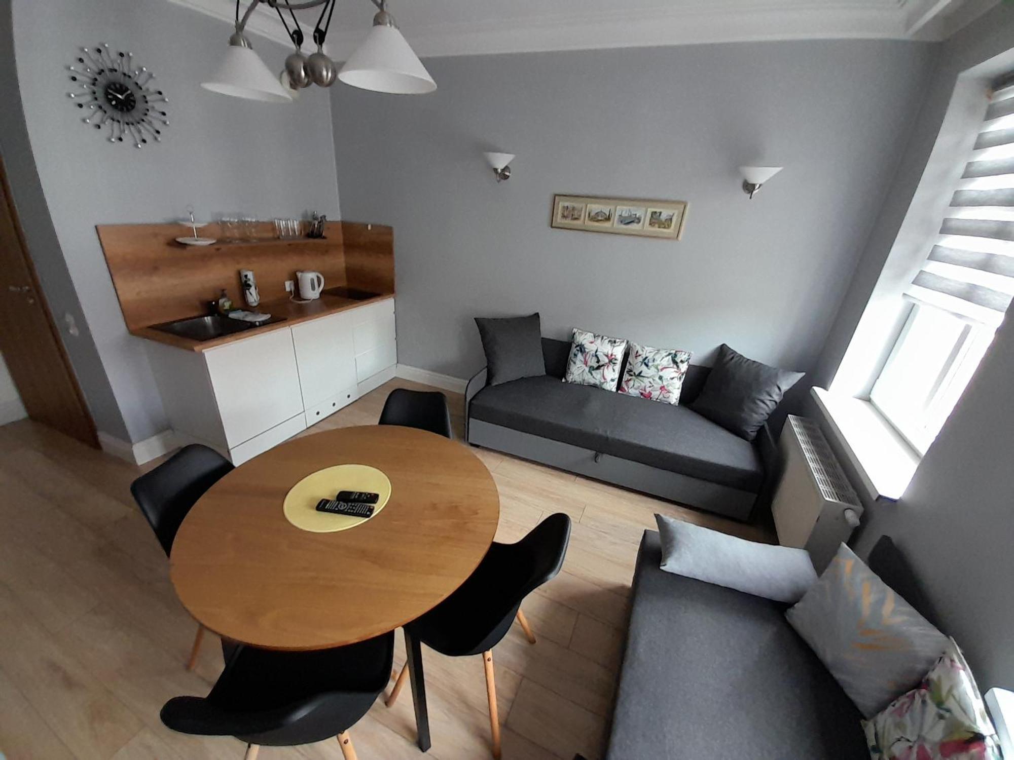 Novitas Apartments Вроцлав Екстериор снимка