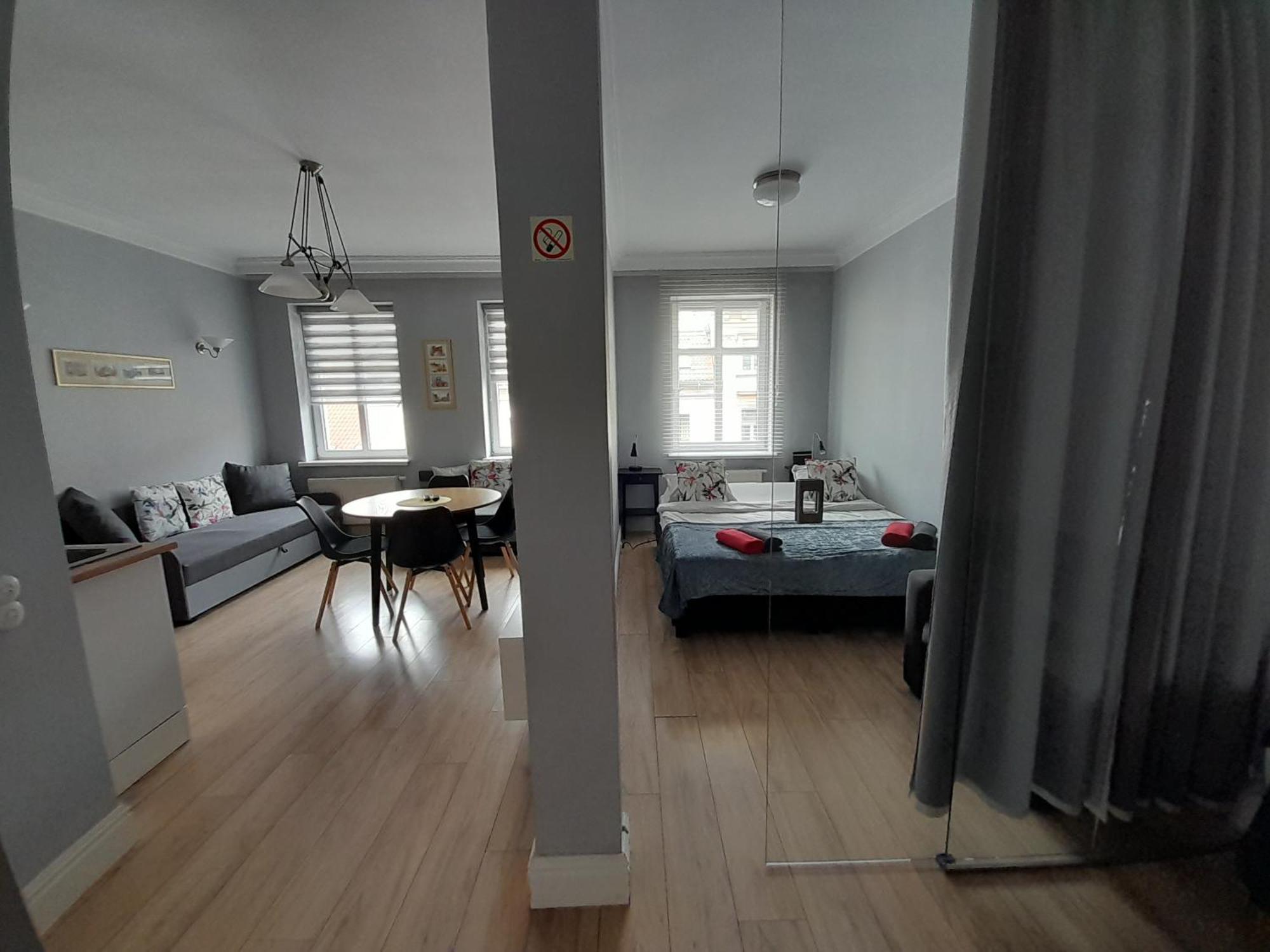 Novitas Apartments Вроцлав Екстериор снимка