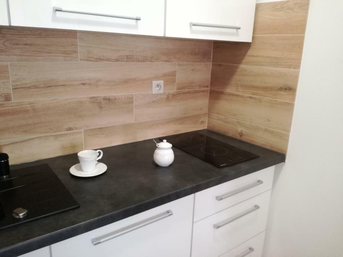 Novitas Apartments Вроцлав Екстериор снимка